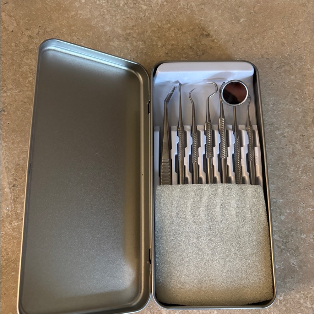 New Stainless Steel 7 piece Dental Tool Kit - Silver